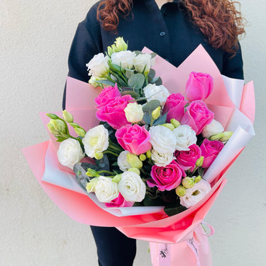 Charming Pink Rose Bouquet